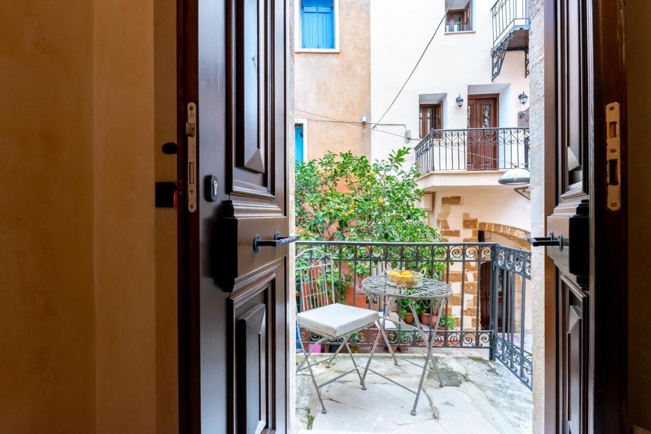 Апарт отель Oniros Residenza Vecchia Ханья Экстерьер фото